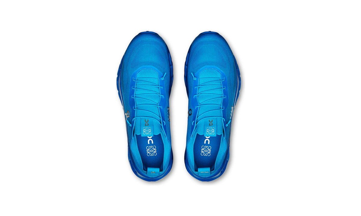 On Running Cloudtilt LOEWE Electric Blue - Guerdon Kicks -