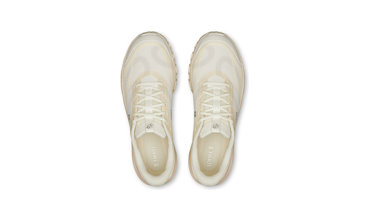 On Running Cloudventure 2 LOEWE Eggshell - Guerdon Kicks -