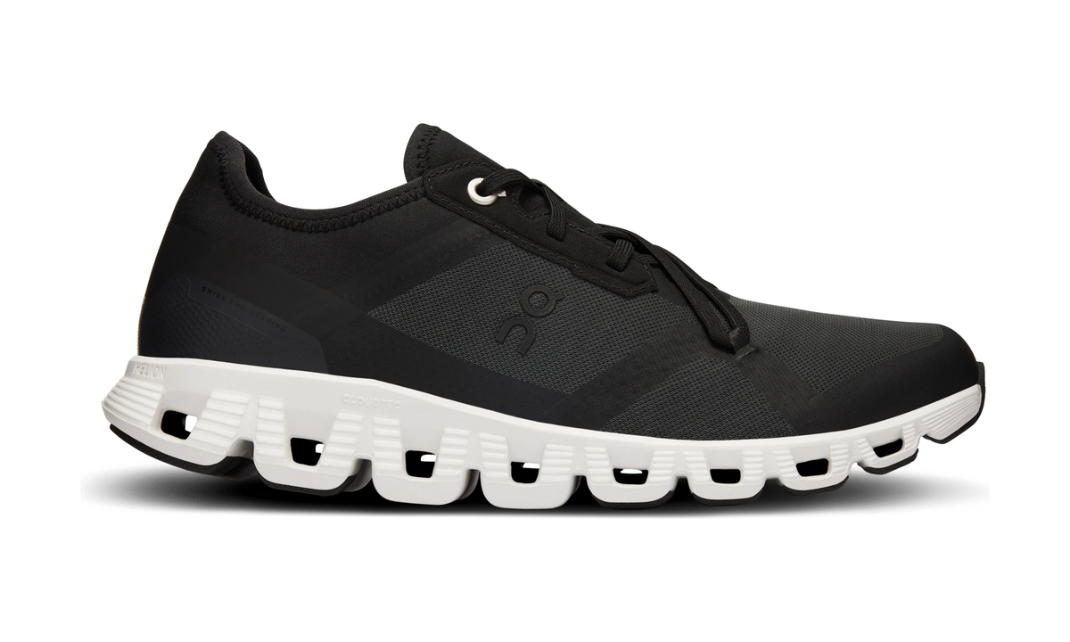 ON Wmns Cloud X 3 AD 'Black White' - Guerdon Kicks -