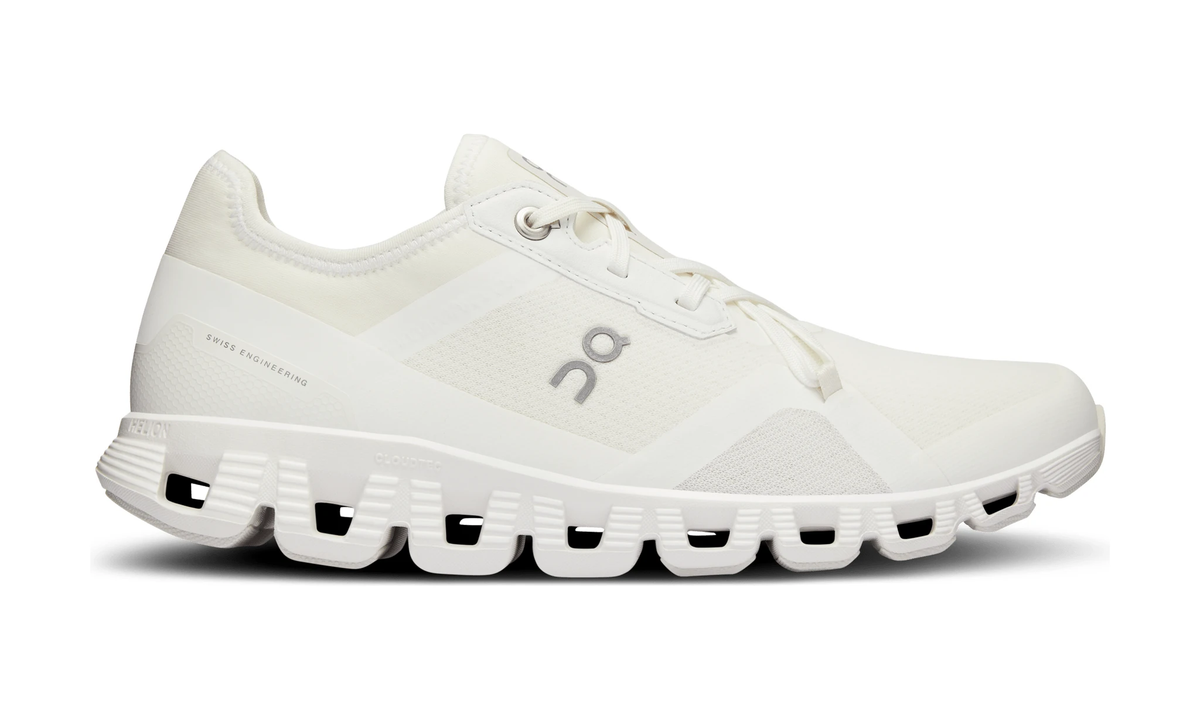 ON Wmns Cloud X 3 AD 'Undyed White' - Guerdon Kicks -