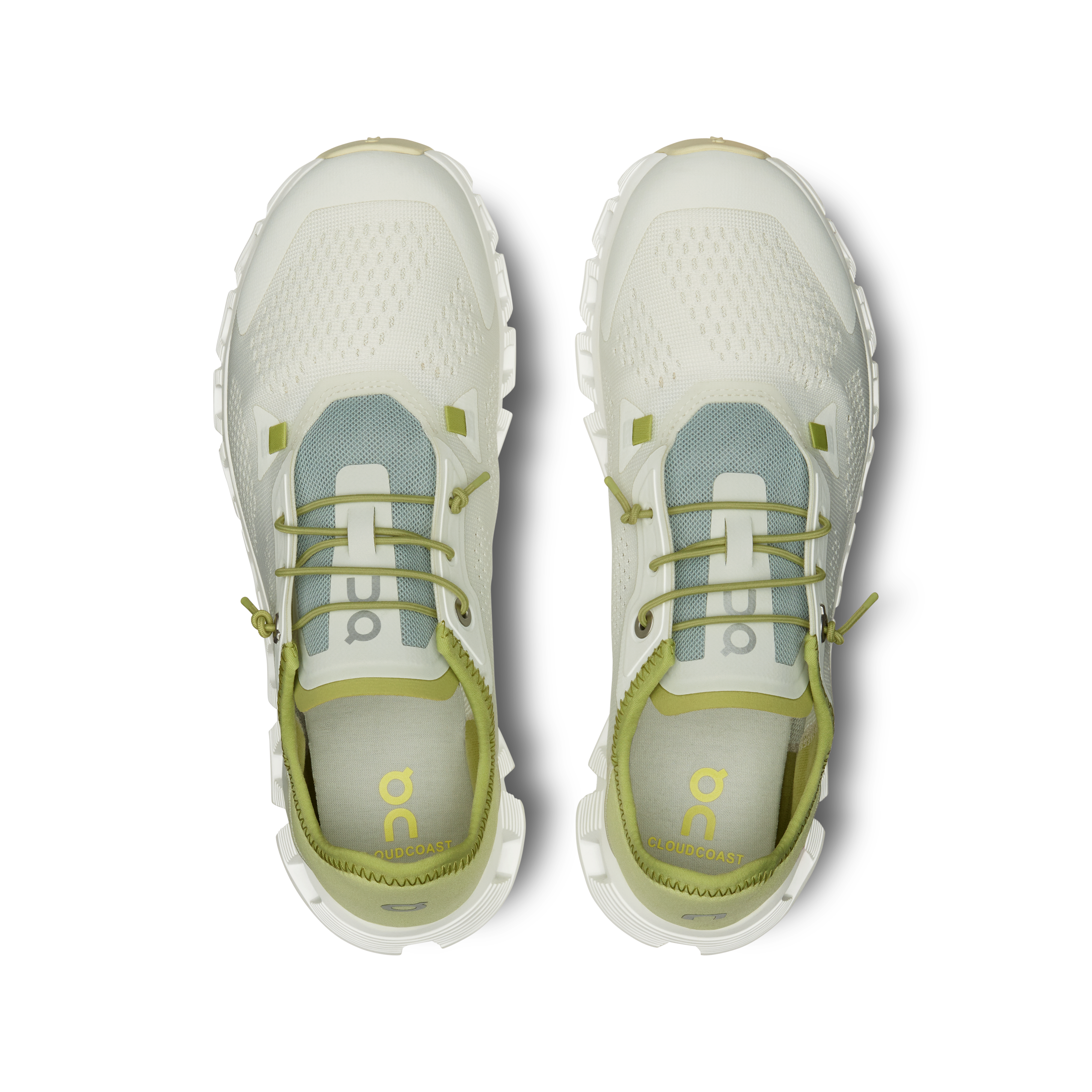 ON Wmns Cloud 5 Coast 'Ivory Acacia'