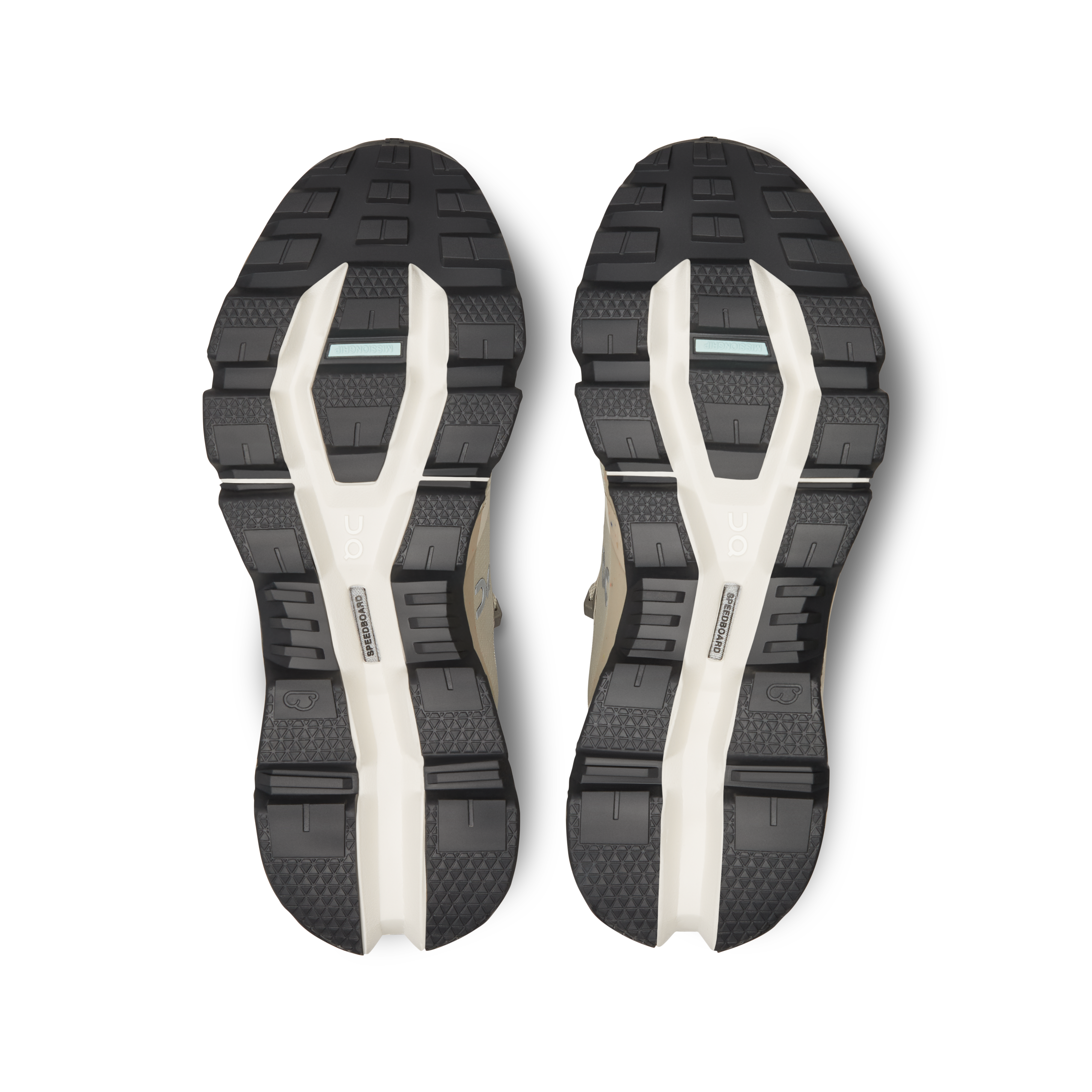 ON Wmns Cloudwander Waterproof 'Sand Ivory'