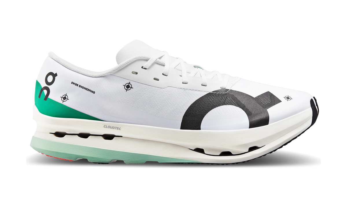 On CloudBoom Echo 3 Undyed White Mint