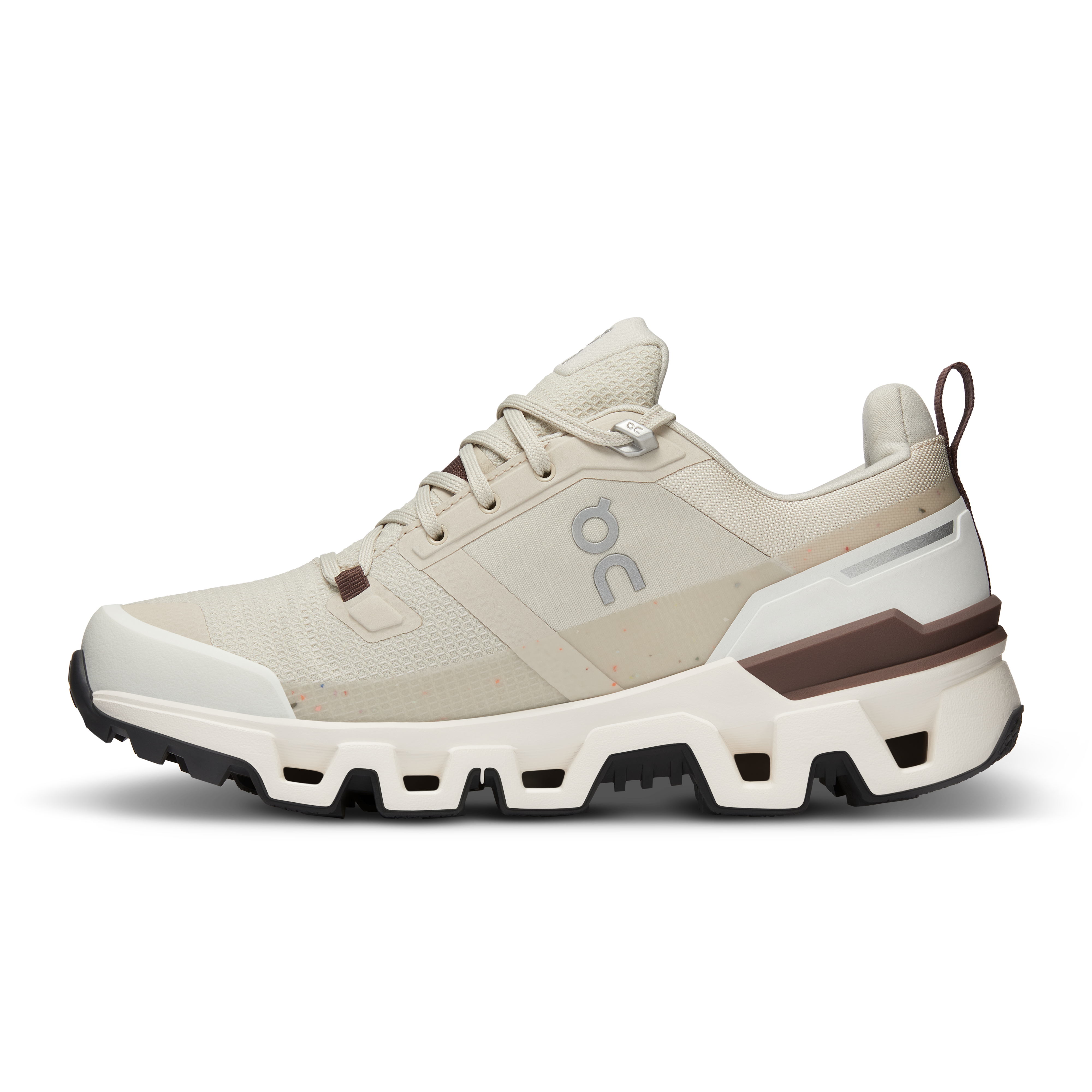 ON Wmns Cloudwander Waterproof 'Sand Ivory'