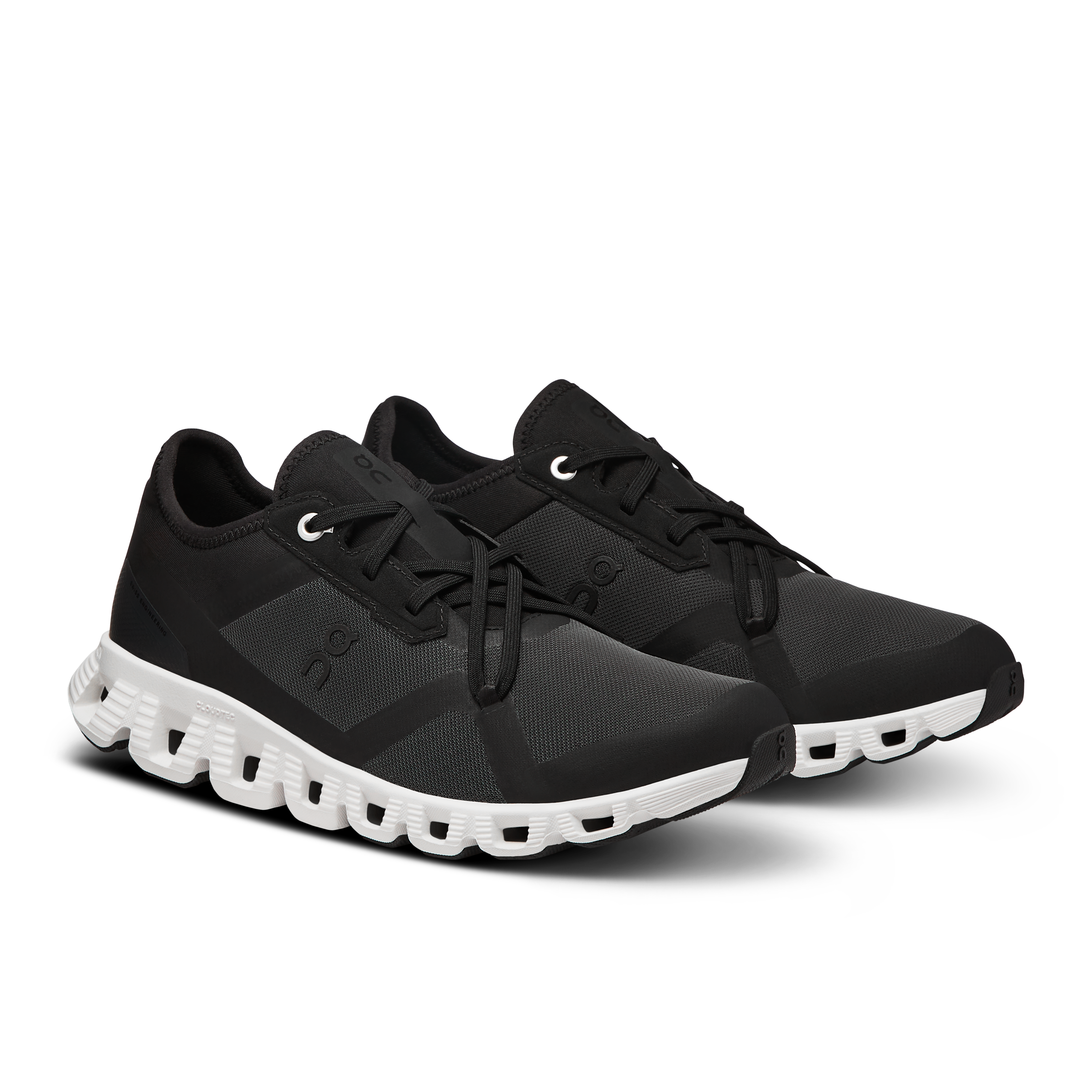 ON Wmns Cloud X 3 AD 'Black White'