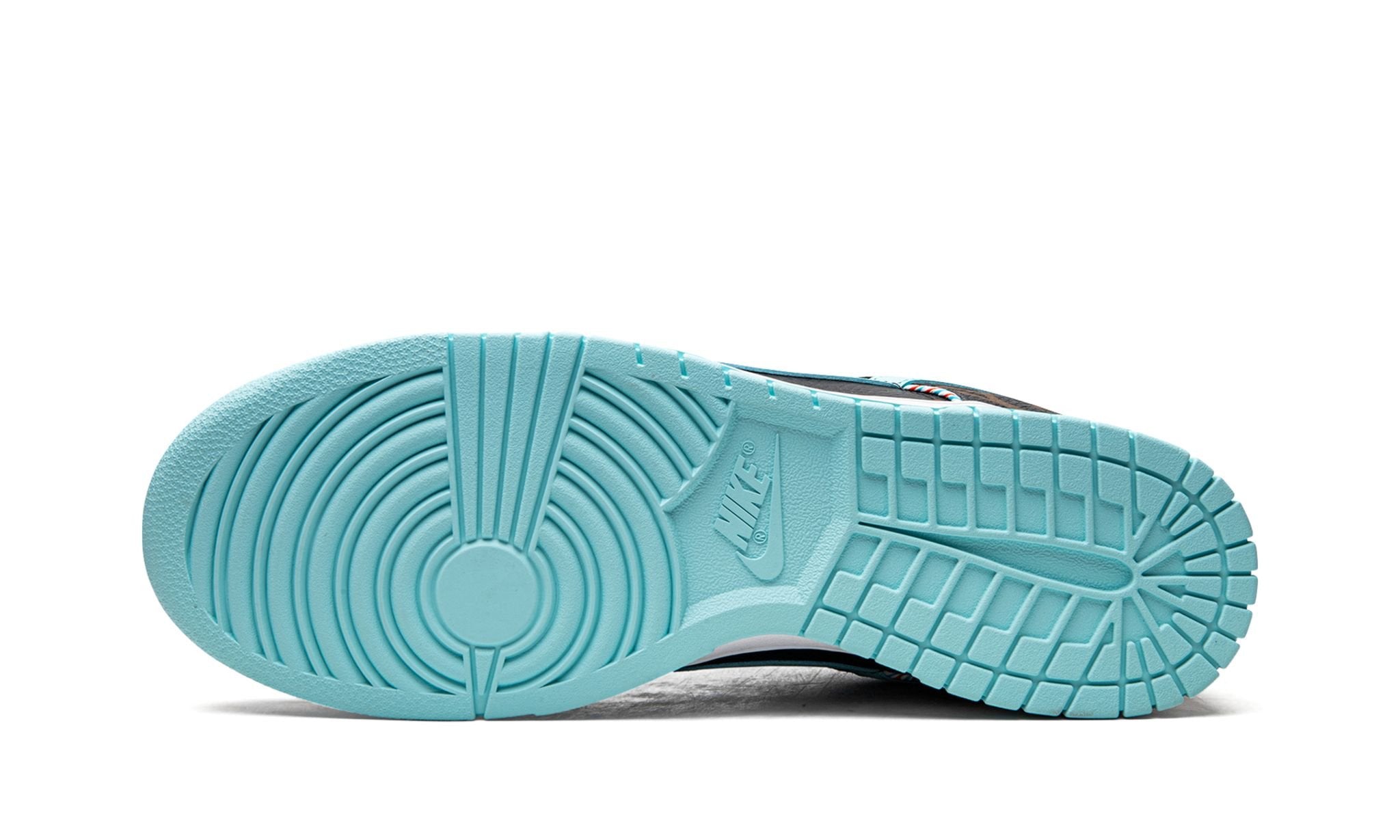 Dunk Low Barbershop