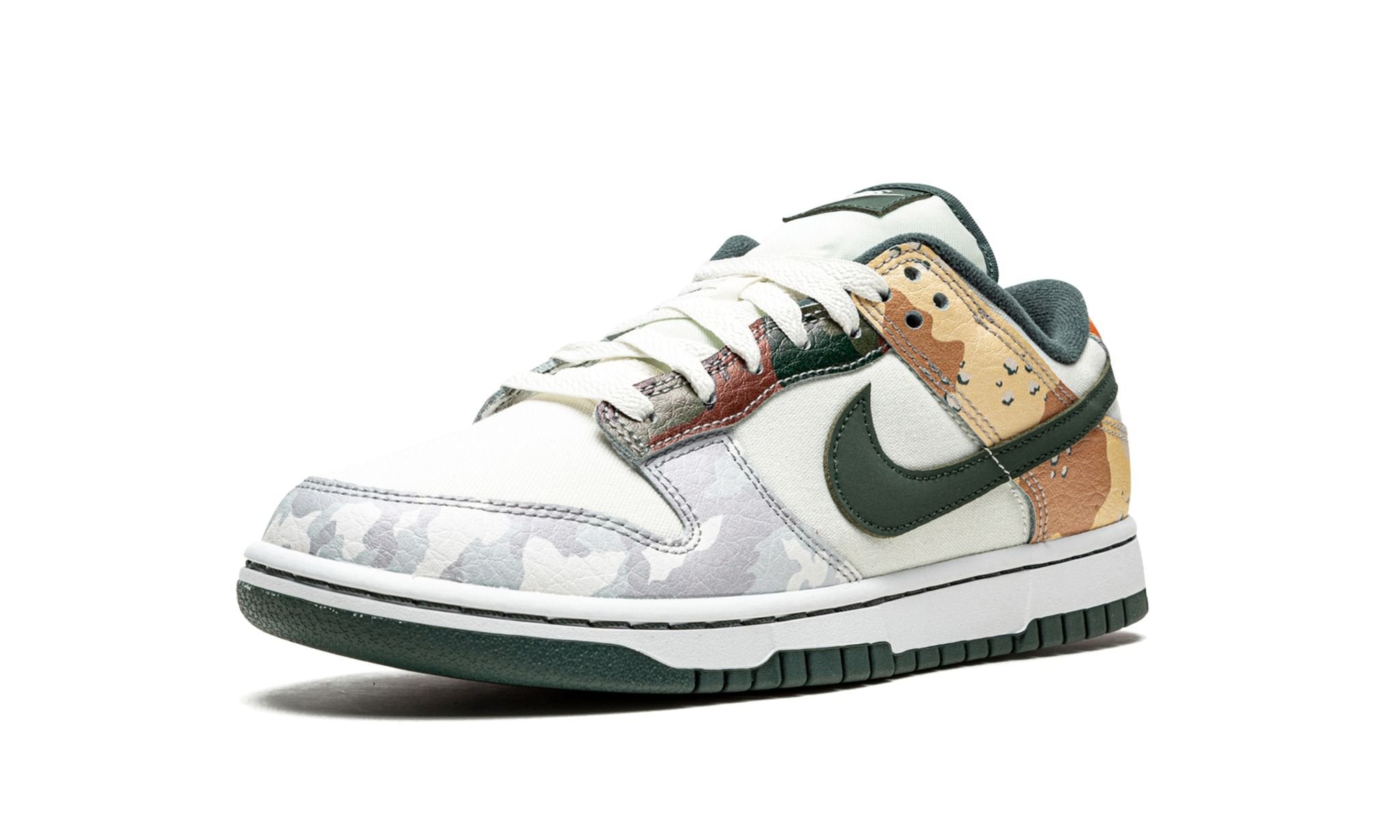Dunk Low Se Multi Camo