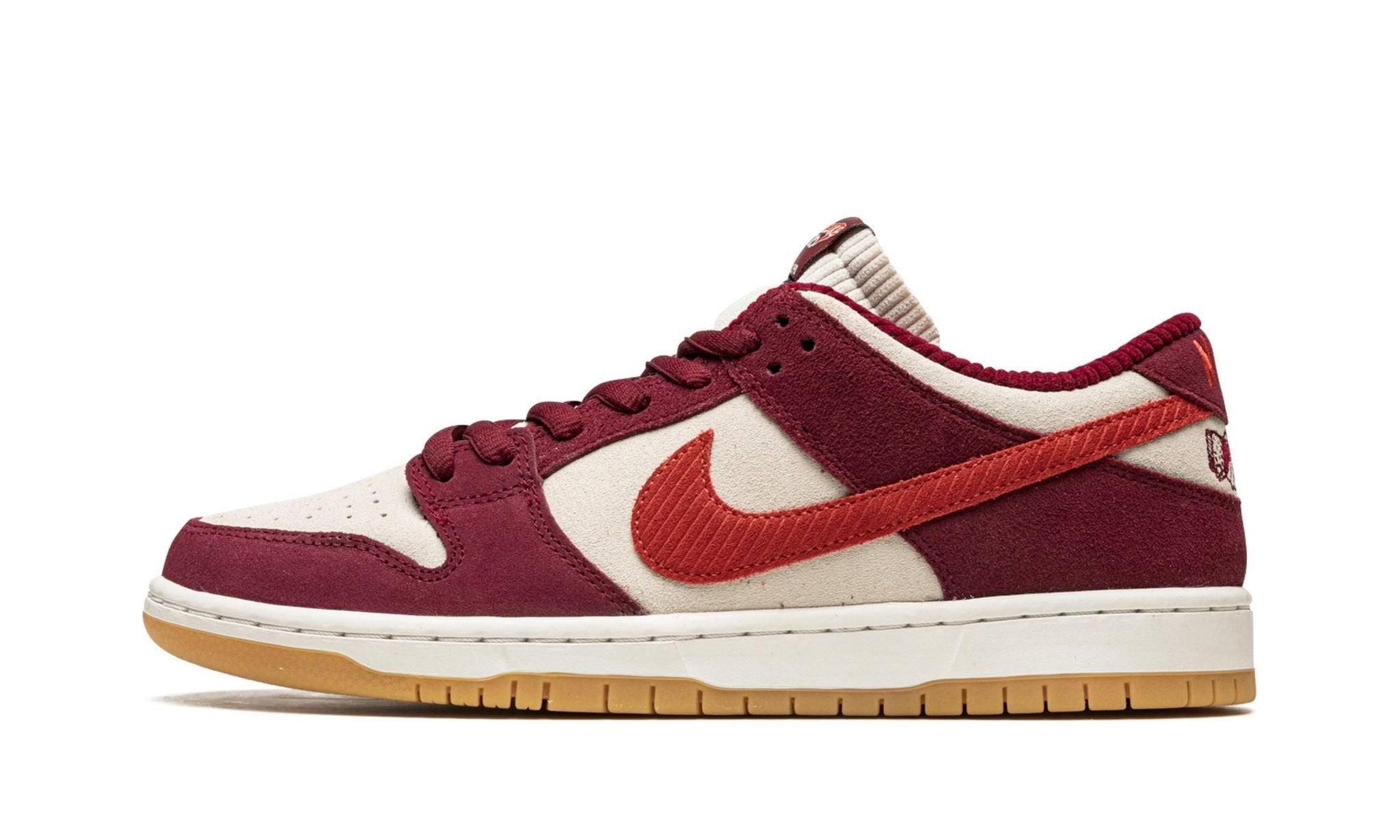 SB Dunk Low Skate Like A Girl