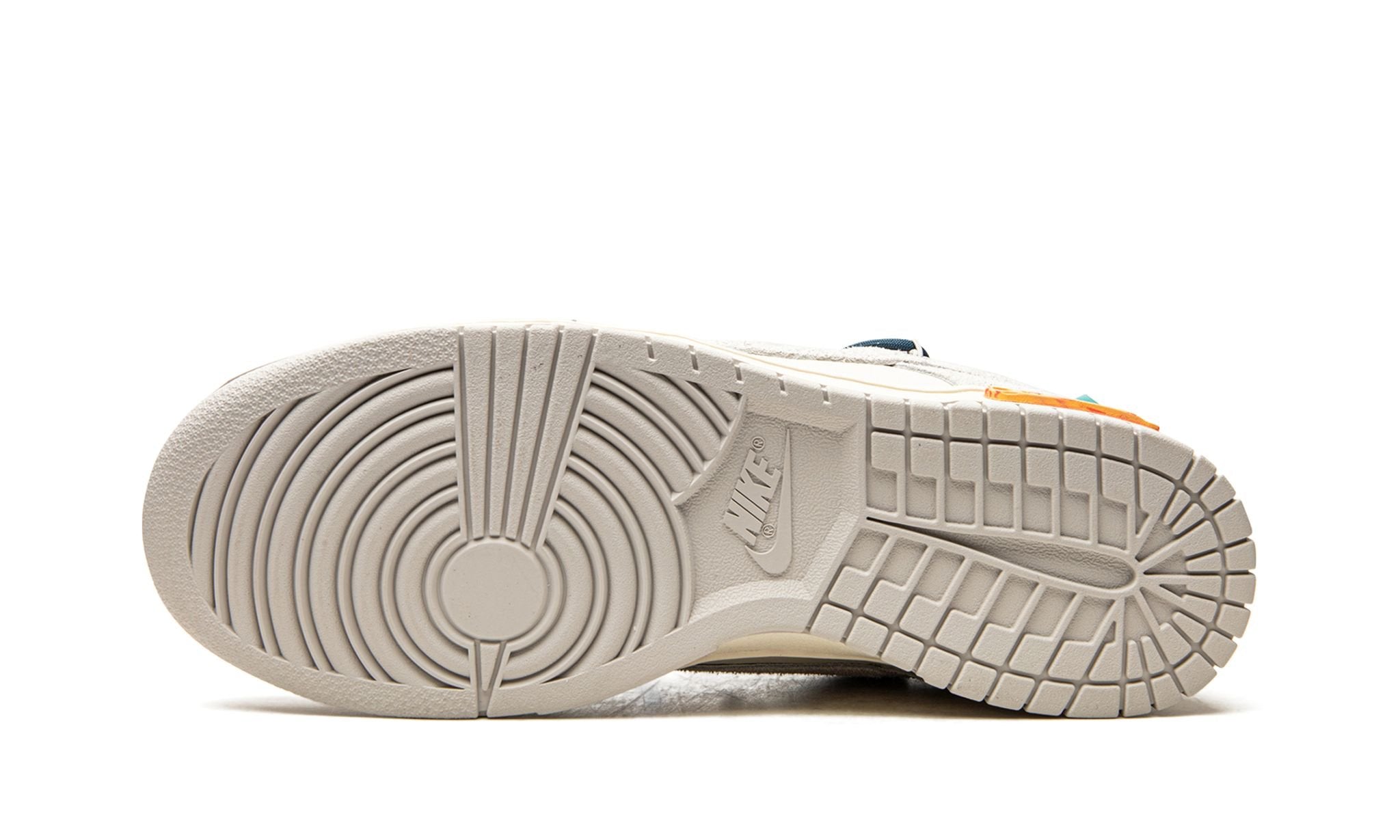 Dunk Low Off White Lot 16