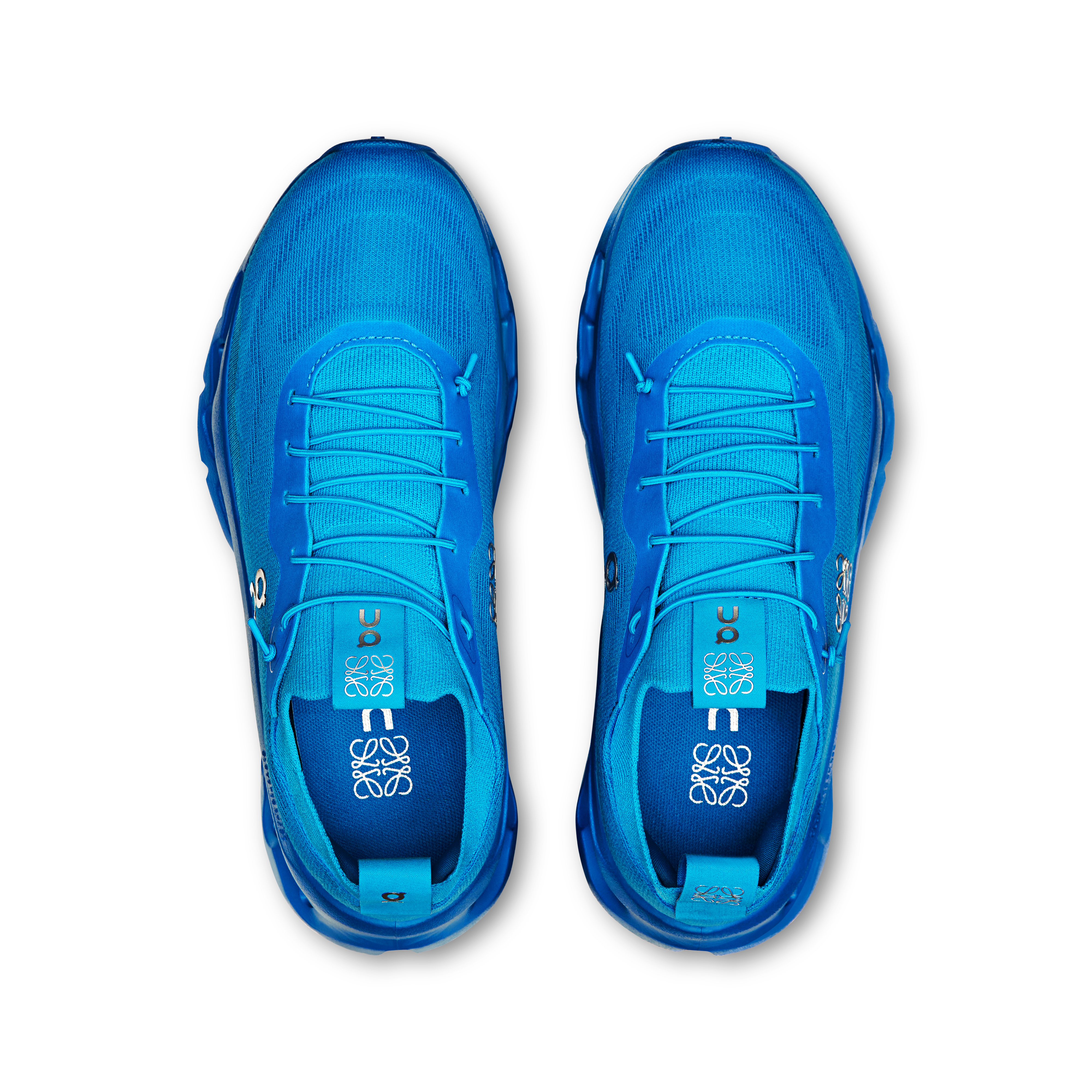 Cloudtilt LOEWE W Electric Blue