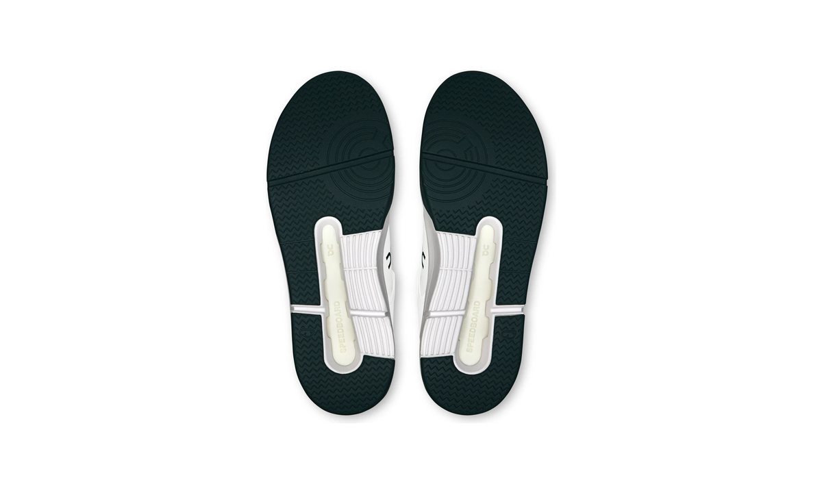 THE ROGER Clubhouse 3 W White | Evergreen