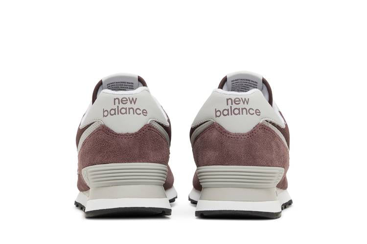 574 'Brown Grey'