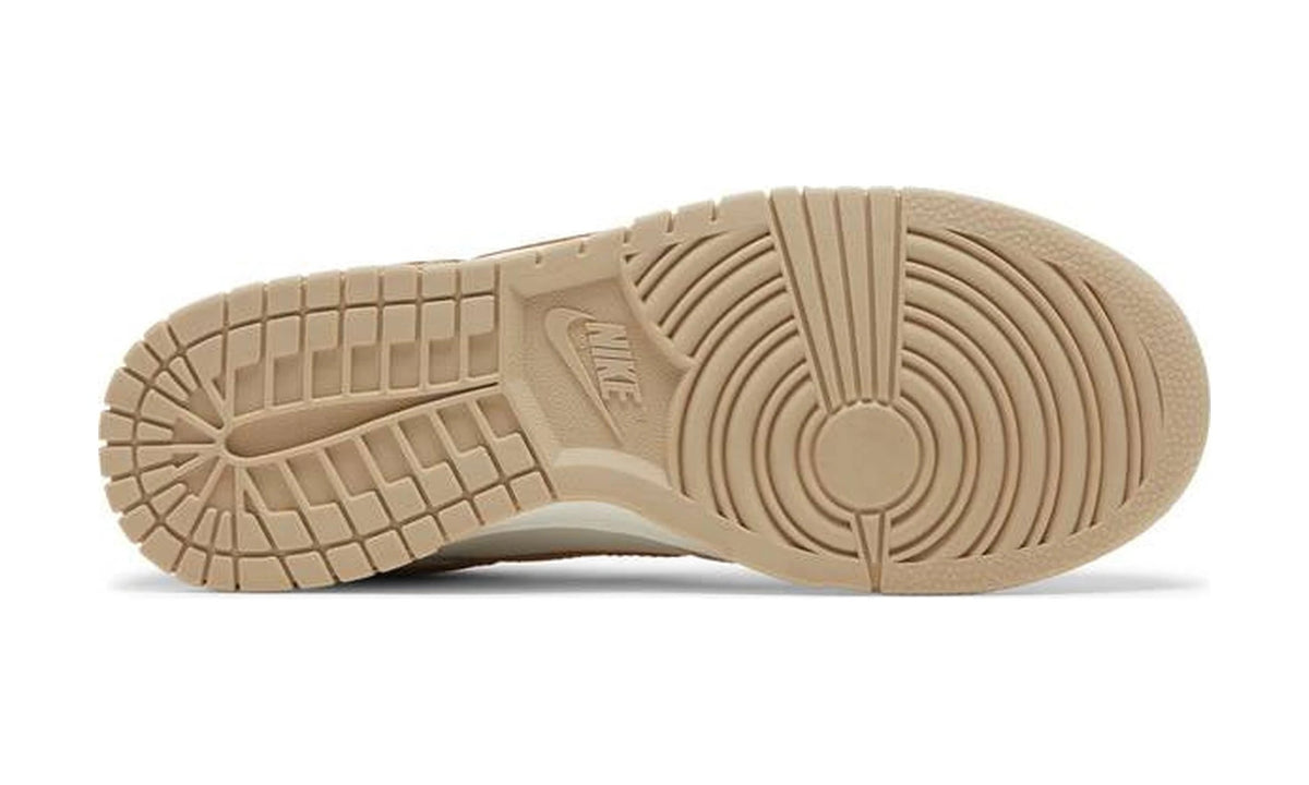 Wmns Dunk Low 'Gold Swoosh'