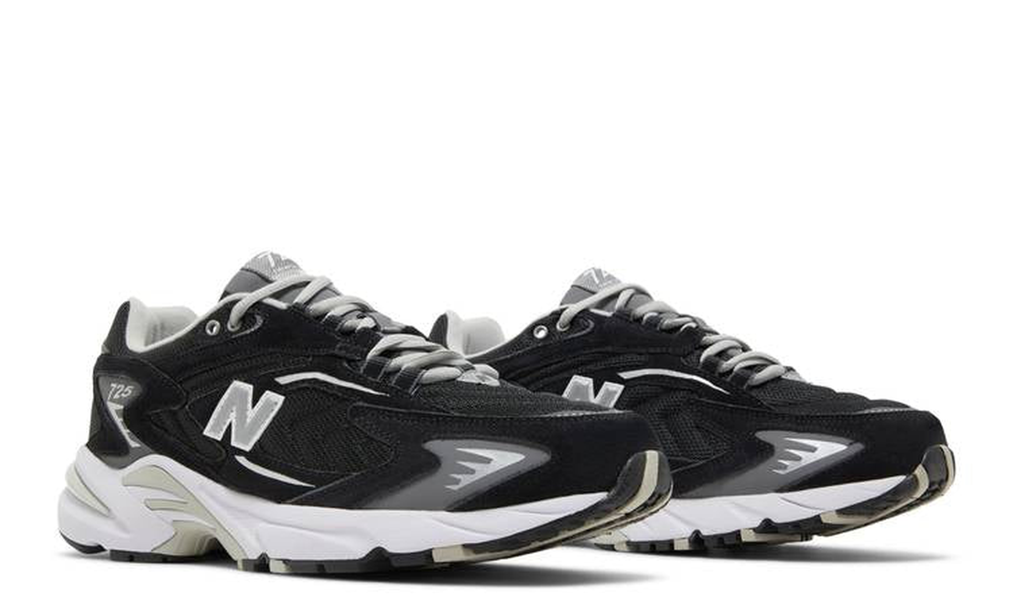 725 'Black Metallic Silver'