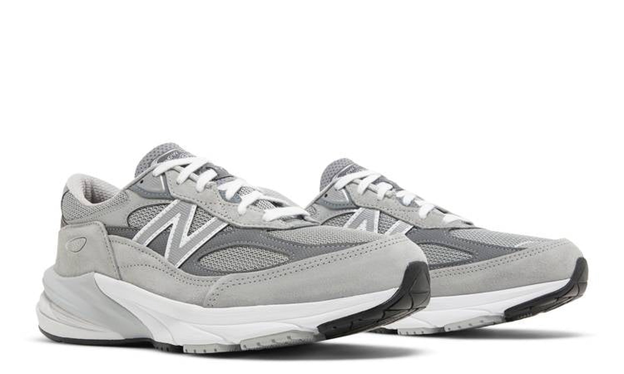990v6 Made in USA 2E Wide 'Castlerock'