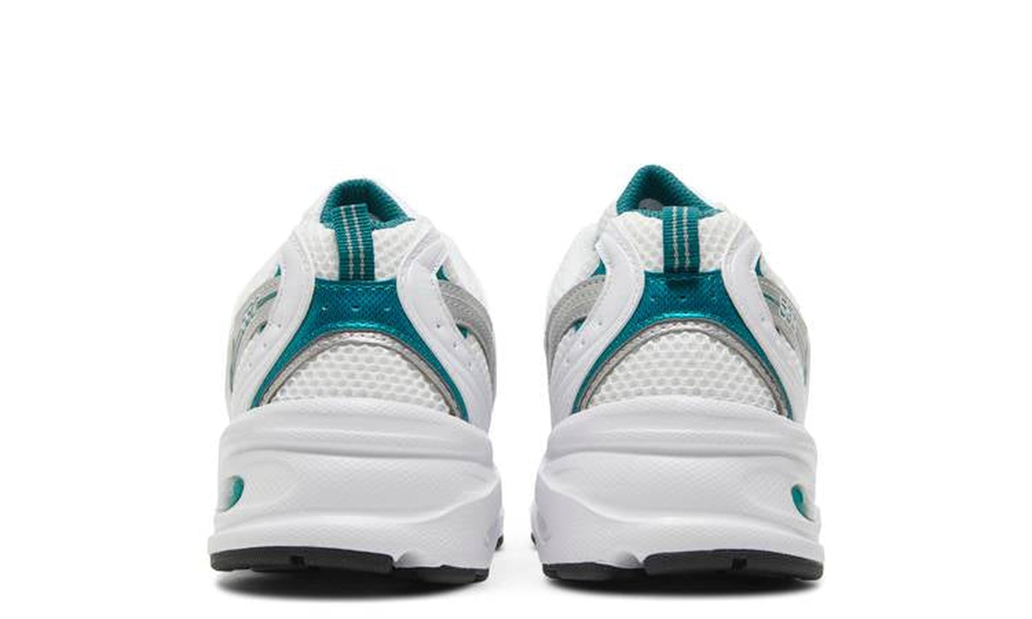 530 'White Silver Green'