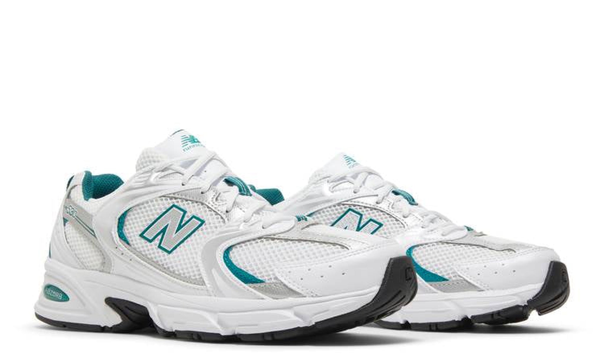 530 'White Silver Green'