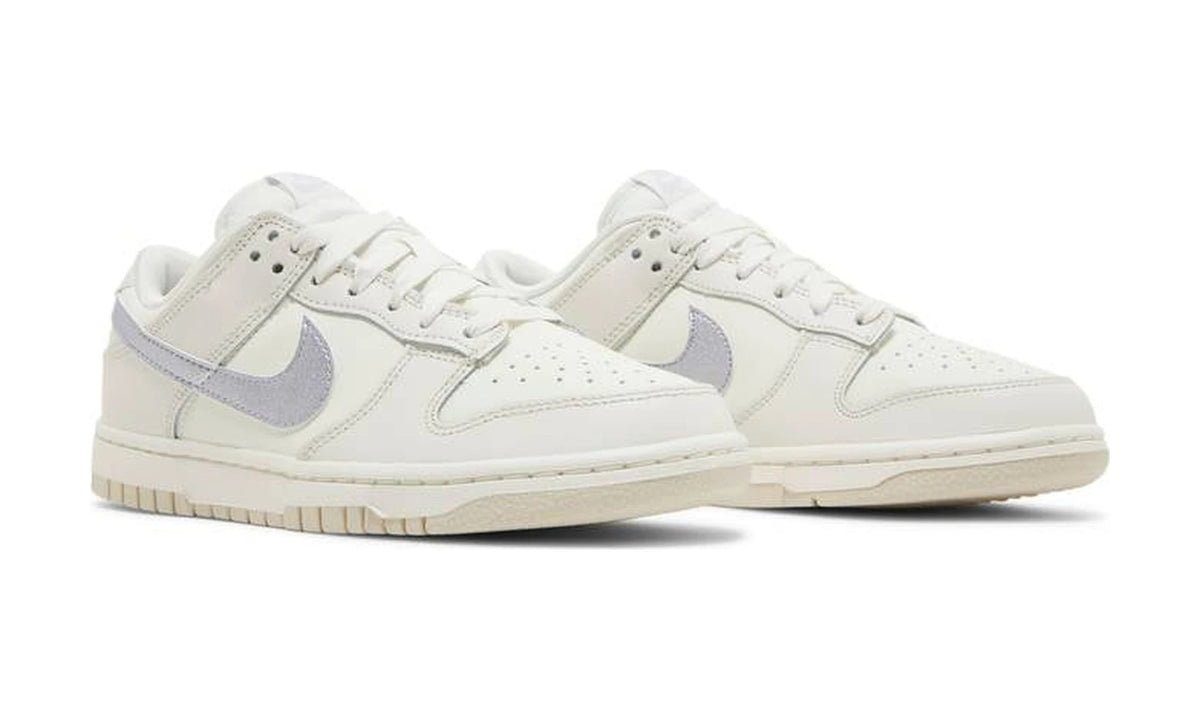 Wmns Dunk Low 'Sail Oxygen Purple'