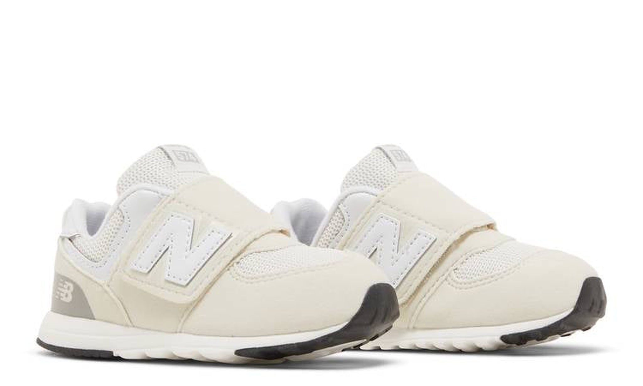 574 New-B Hook & Loop Toddler 'Nimbus Cloud'