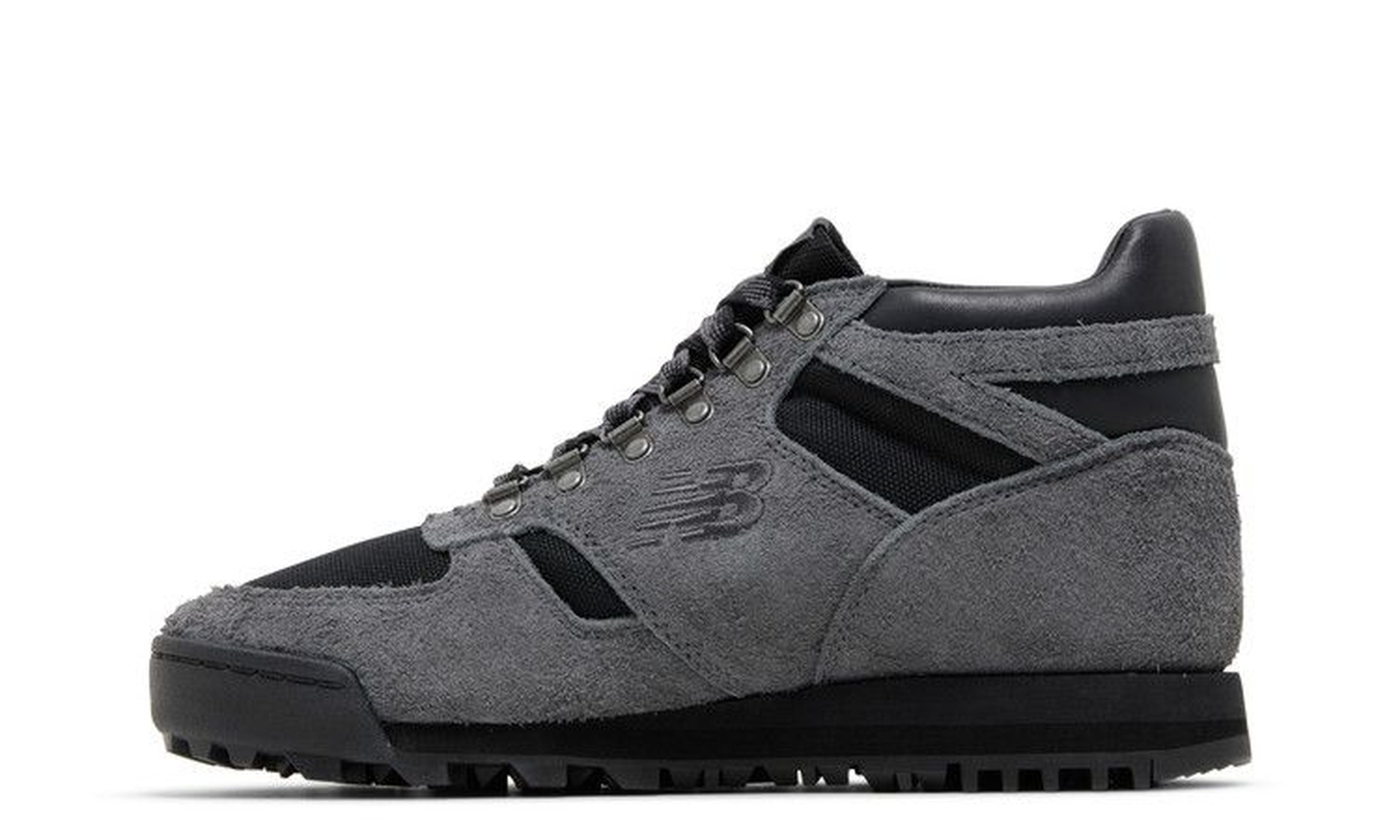 Rainier 'Magnet Black'