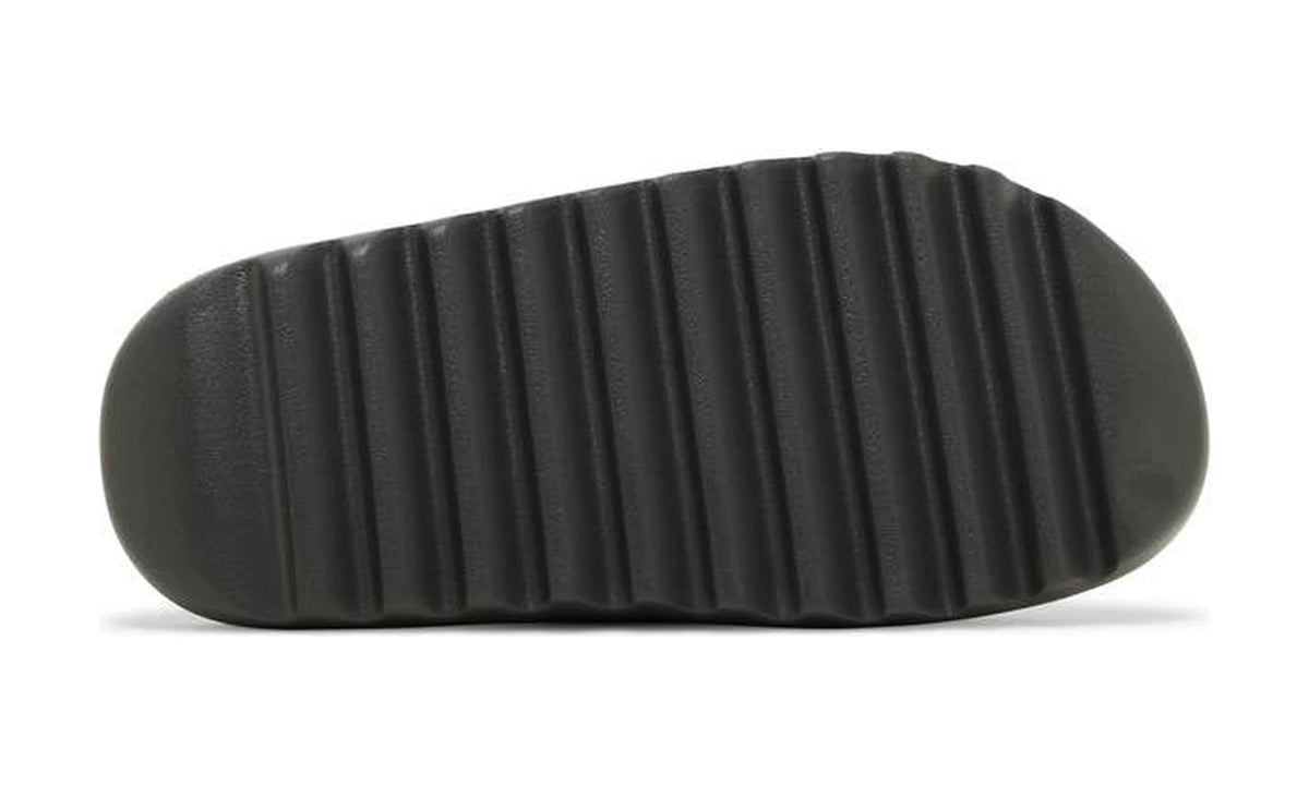 Yeezy Slides 'Dark Onyx'
