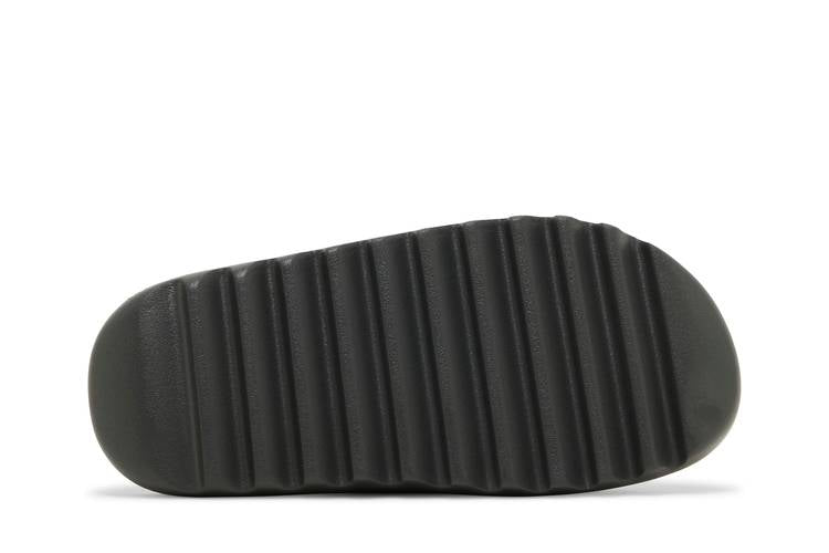 Yeezy Slides 'Dark Onyx'