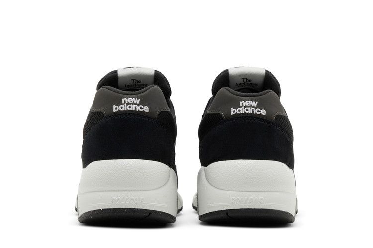 580 'Black White'