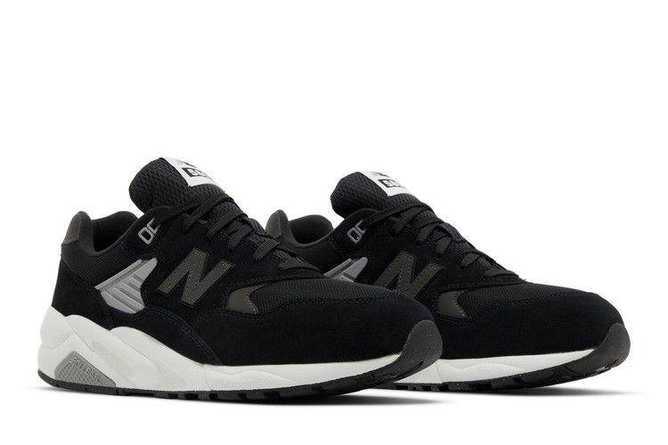 580 'Black White'