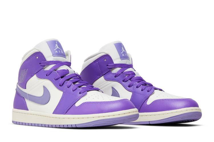 Wmns Air Jordan 1 Mid 'Action Grape'