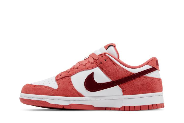 Wmns Dunk Low 'Valentine's Day 2024'