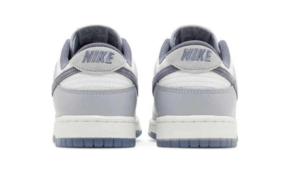 Dunk Low SE 'Light Carbon'