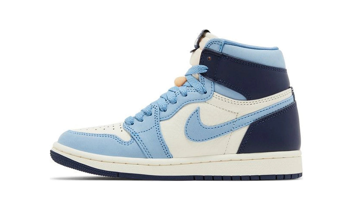Wmns Air Jordan 1 Retro High OG 'First in Flight'
