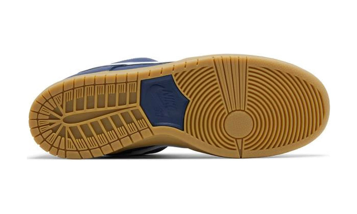 Dunk Low Pro SB 'Navy Gum'