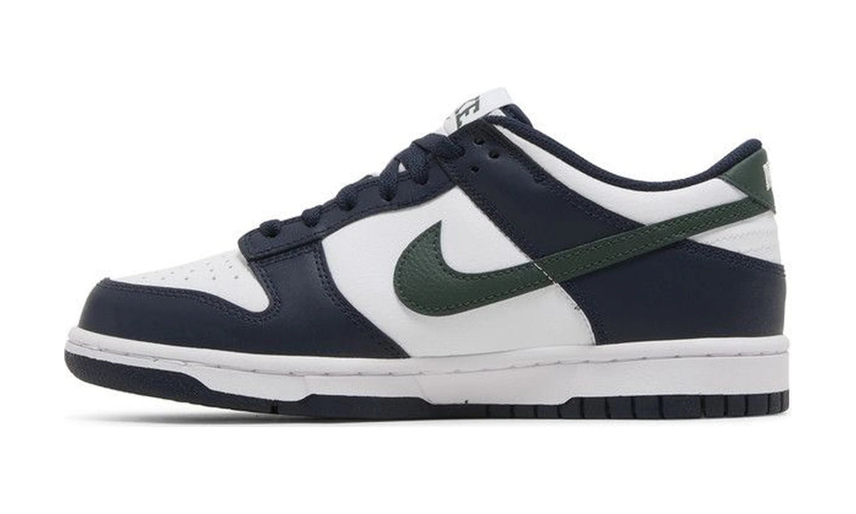 Dunk Low GS 'Obsidian Vintage Green'