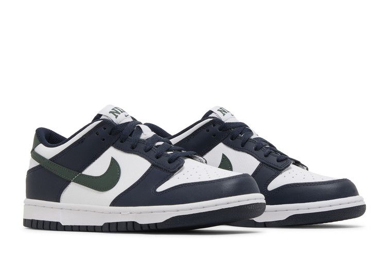 Dunk Low GS 'Obsidian Vintage Green'