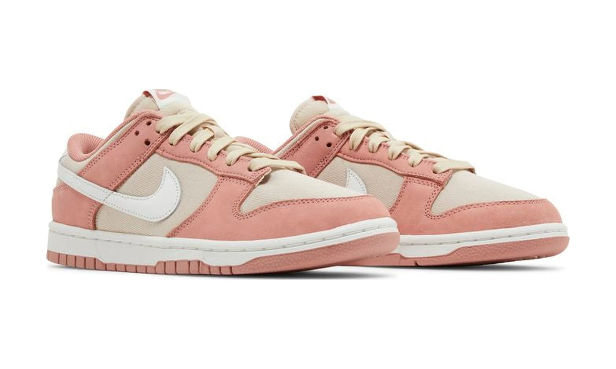 Dunk Low Premium 'Red Stardust'