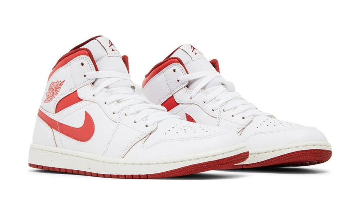 Air Jordan 1 Mid SE 'White Dune Red'