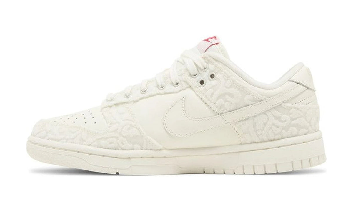 Wmns Dunk Low 'Give Her Flowers'