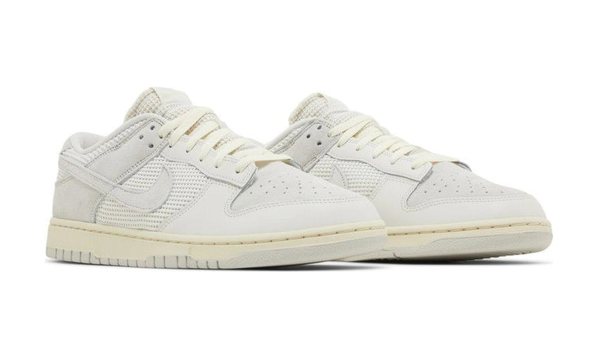 Dunk Low 'Phantom'