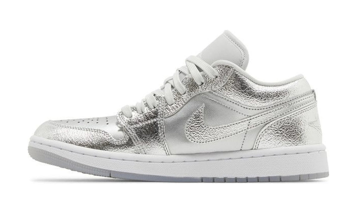 Wmns Air Jordan 1 Low SE 'Metallic Silver'