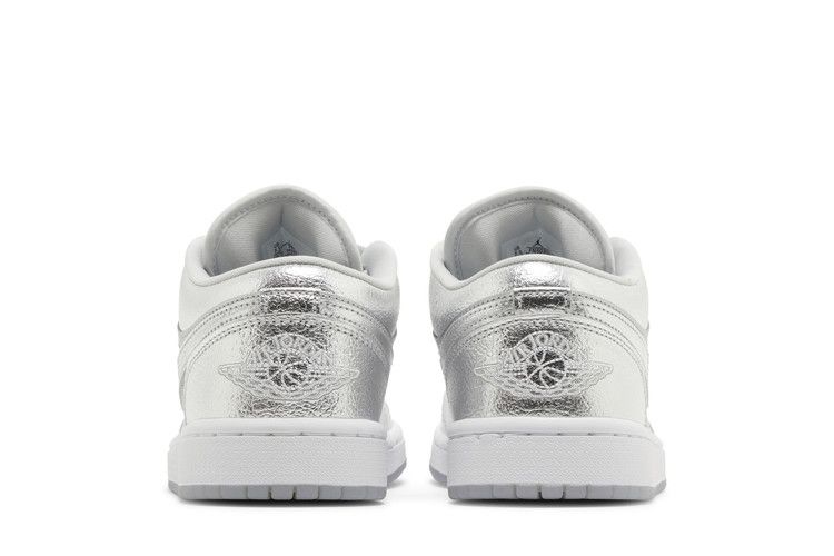 Wmns Air Jordan 1 Low SE 'Metallic Silver'