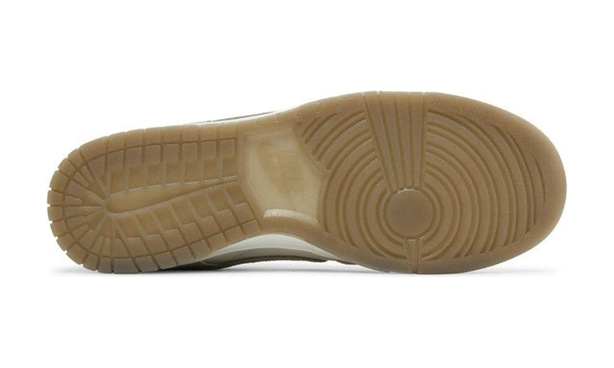 Dunk Low SE 'Phantom Khaki'