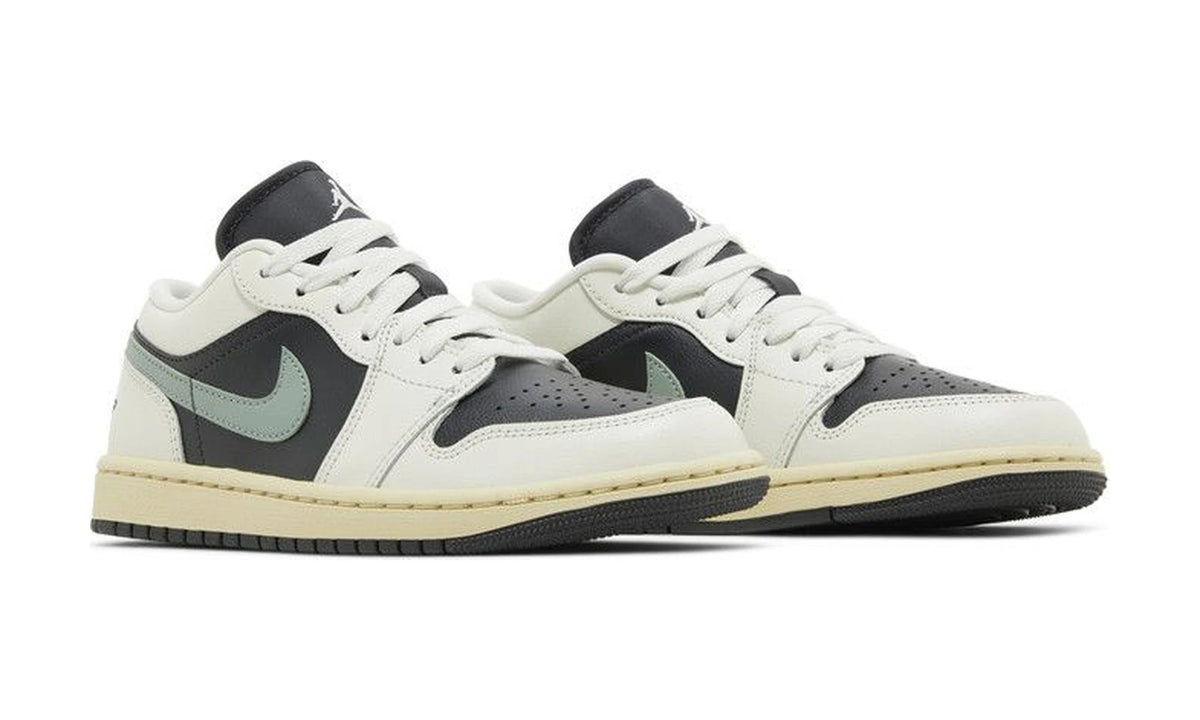 Wmns Air Jordan 1 Low 'Jade Smoke'