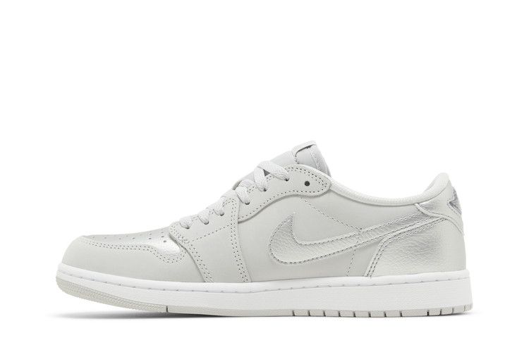 Air Jordan 1 Retro Low OG 'Metallic Silver'