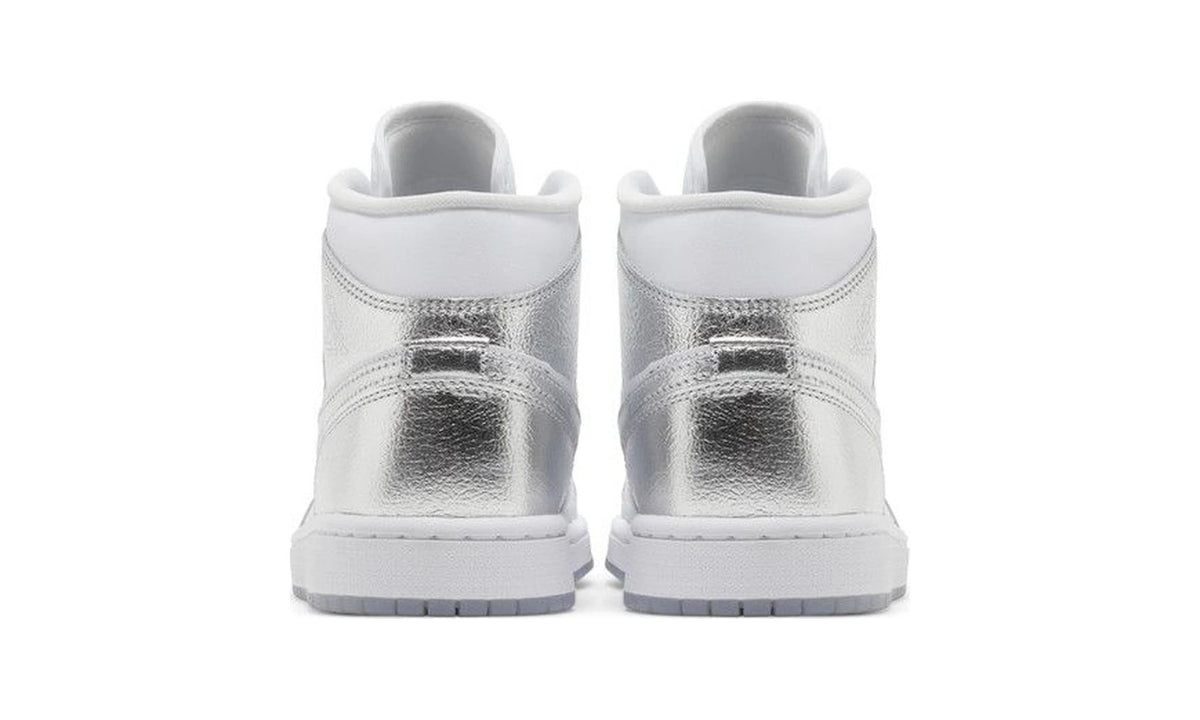 Wmns Air Jordan 1 Mid SE 'Metallic Silver'