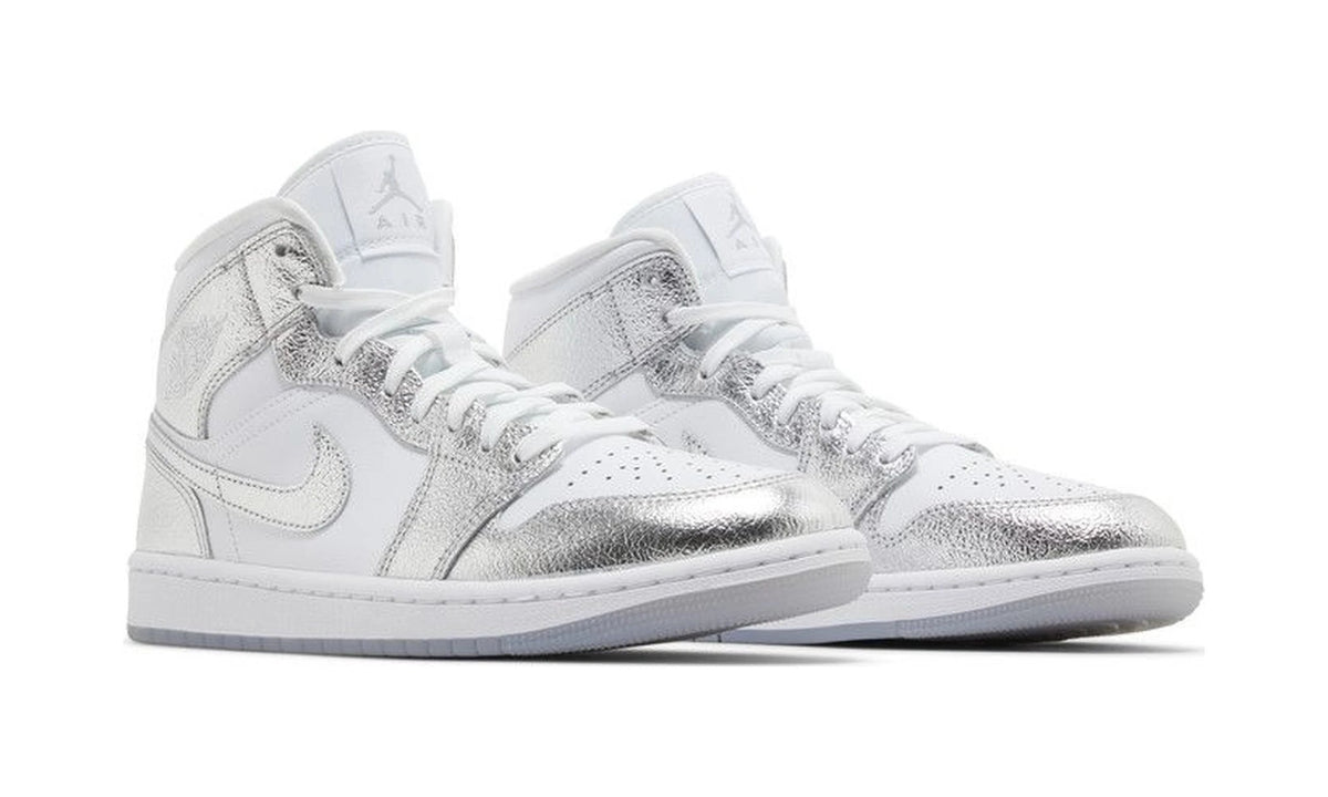 Wmns Air Jordan 1 Mid SE 'Metallic Silver'