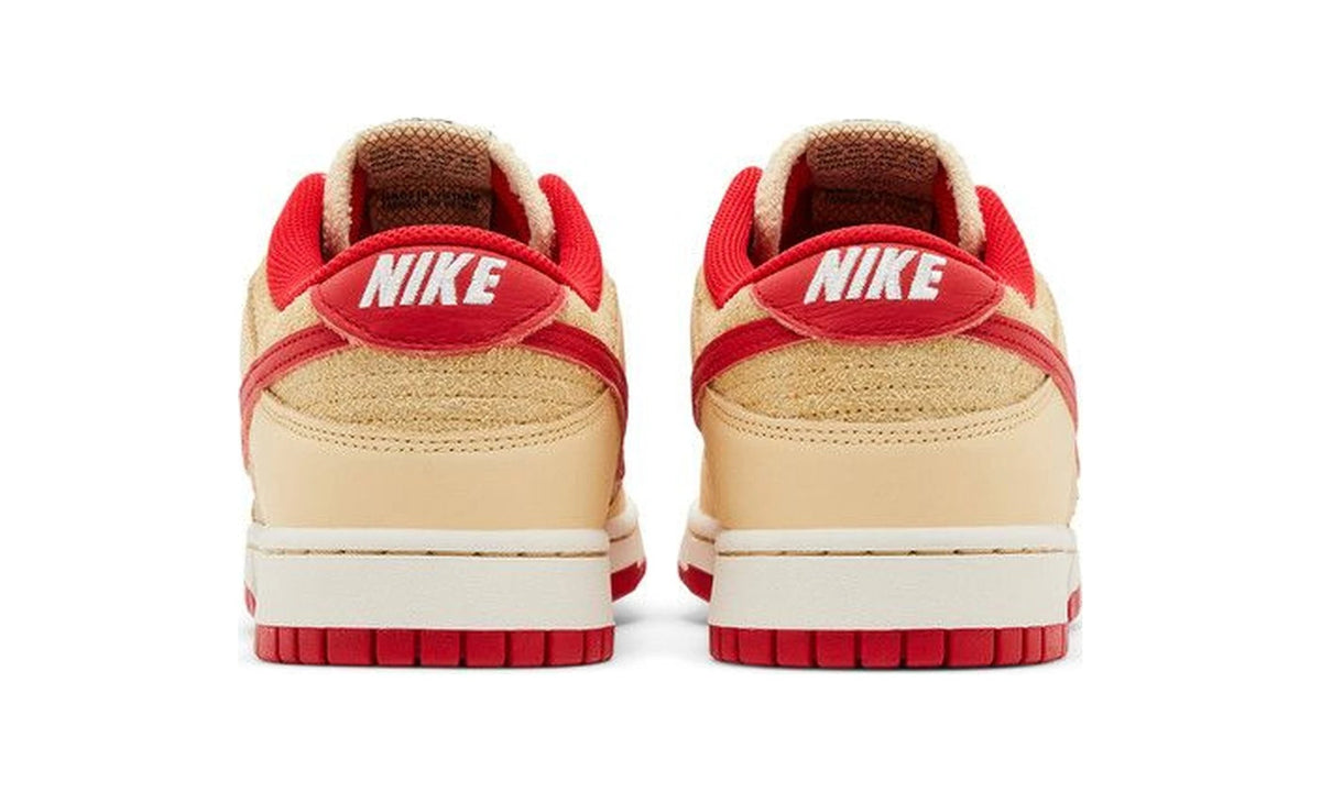 Dunk Low 'Strawberry Waffle'