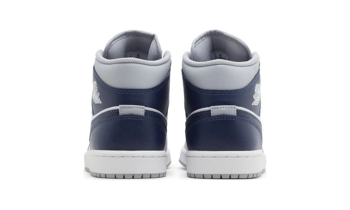 Air Jordan 1 Mid 'Wolf Grey Midnight Navy'