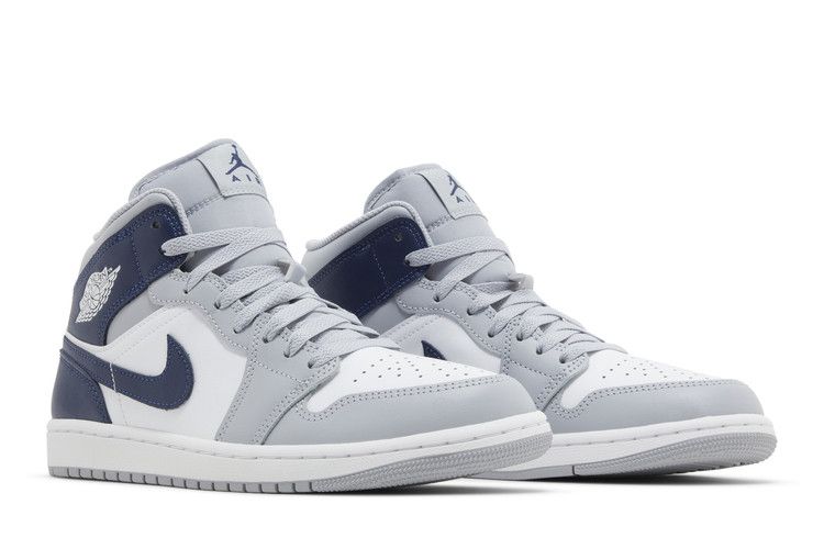 Air Jordan 1 Mid 'Wolf Grey Midnight Navy'