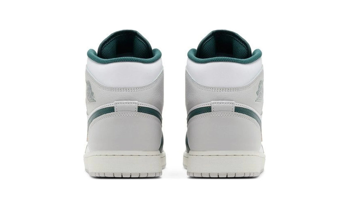 Air Jordan 1 Mid SE 'Oxidized Green'